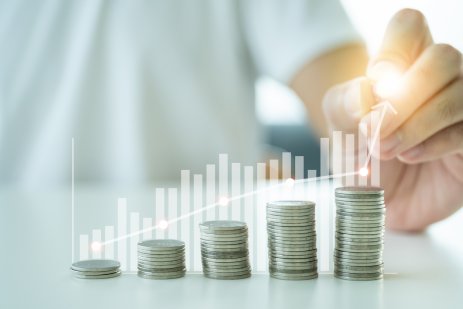 Až 79 % Čechů se obává důchodu. Důstojnou penzi jim může zajistit investování